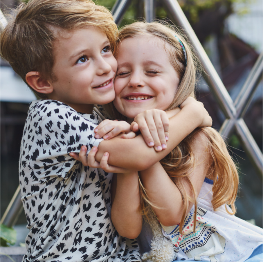 Syskon – 6 fördelar med att ha det